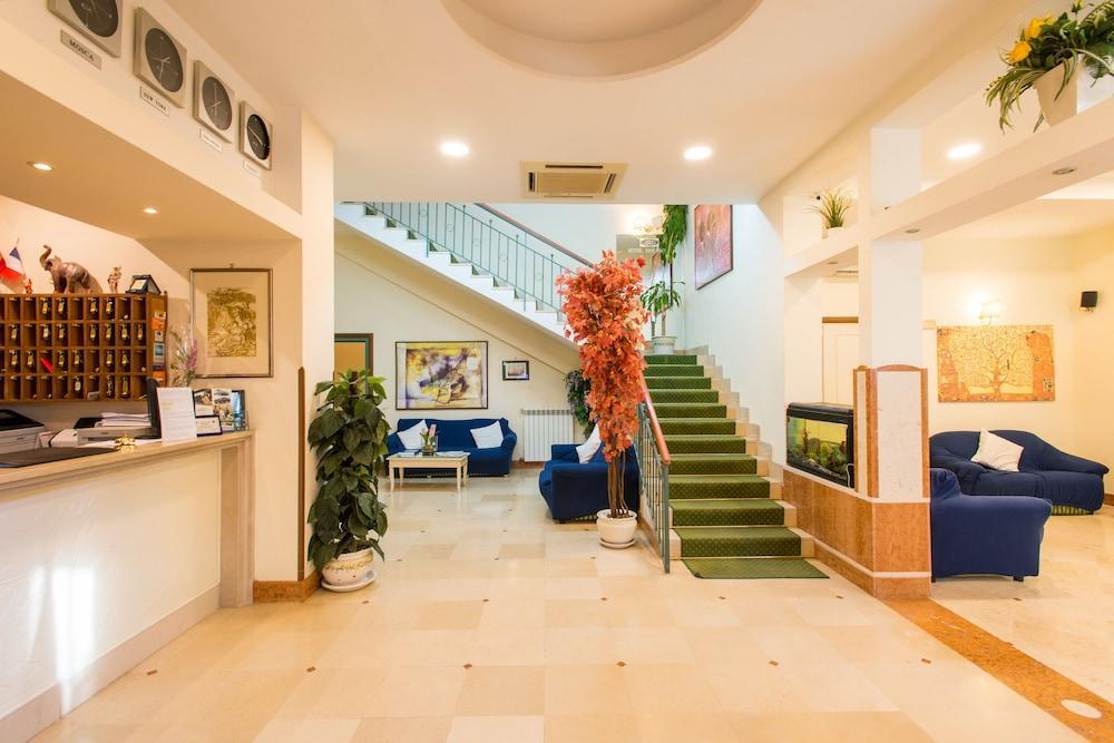 San Paolo 4* Nápoles